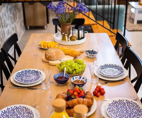 Pietra- Modern Rustic Poolside Oasis Vila Benkovac