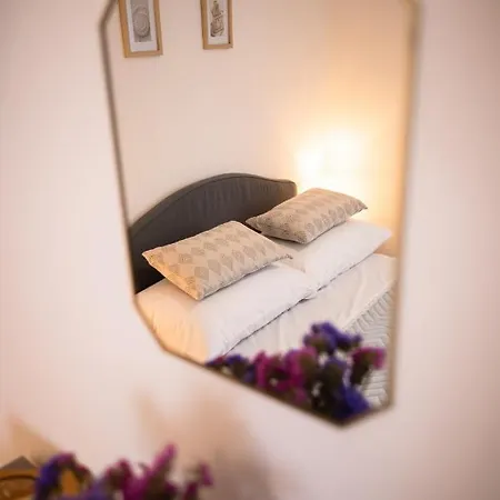 Pietra- Modern Rustic Poolside Oasis